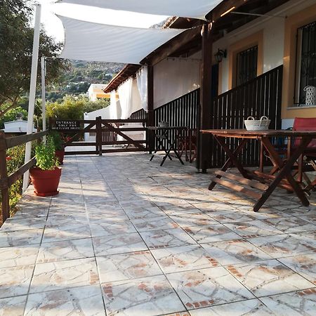 Panormitis Pizanias Houses Skaliá Esterno foto