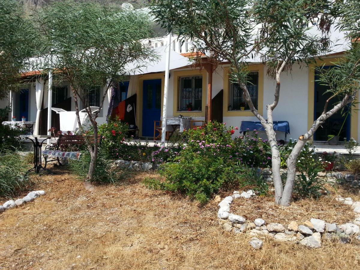 Panormitis Pizanias Houses Skaliá Esterno foto